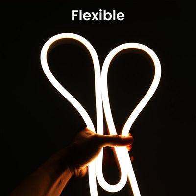 Καλυμμένο με σιλικόνη θερμό λευκό LED Neon Flex 24V DC ασύρματο 8x16mm 120LEDs/m IP65 Αδιάβροχο